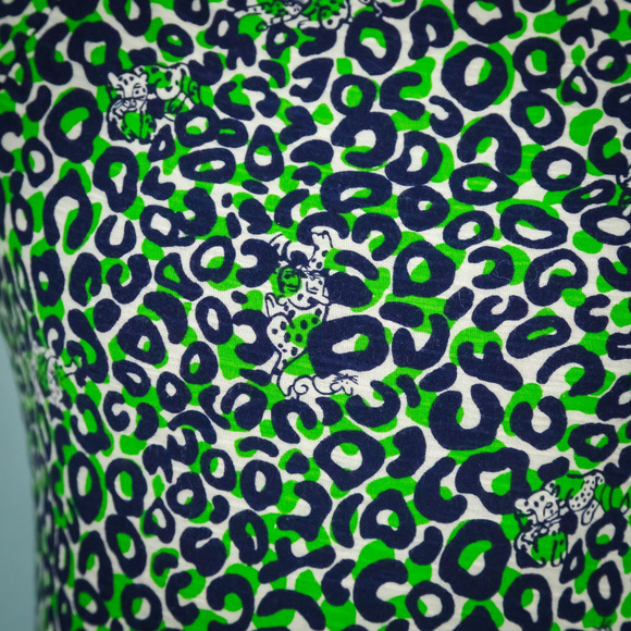 Lilly Pulitzer Size Small S Green Blue Leopard Thrill Chase Short Sleeve Top - Picture 2 of 7